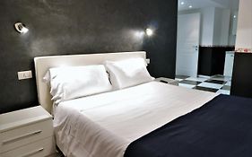Luxury Vatican Rooms